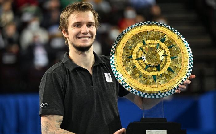 三个赛季场 三个赛季场